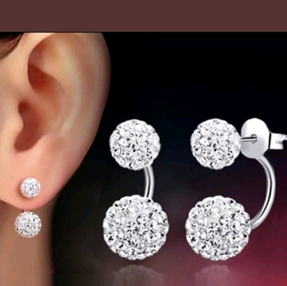 Jewelry - Picture 2 of 3